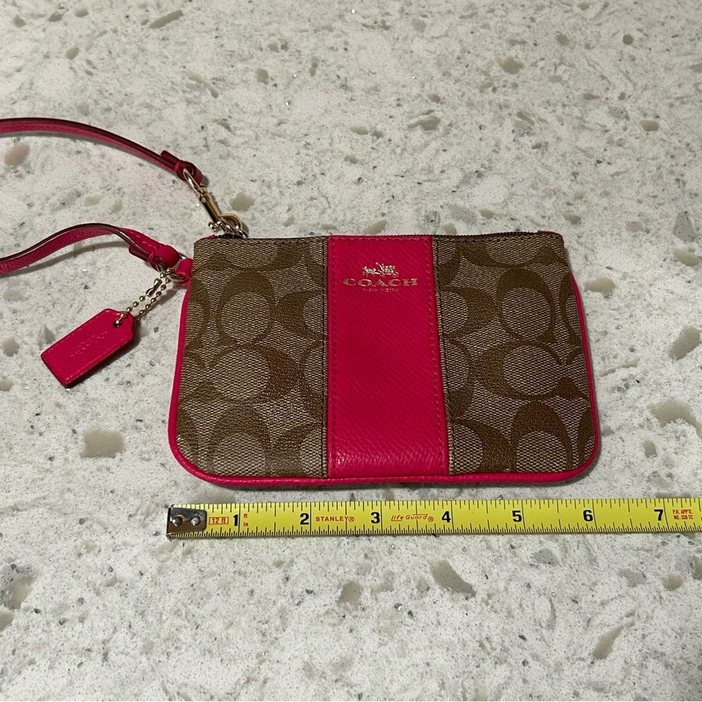 Coach Brown and Pink Signature Zip Wristlet with Hang Tag -Clean - Picture 2 of 7